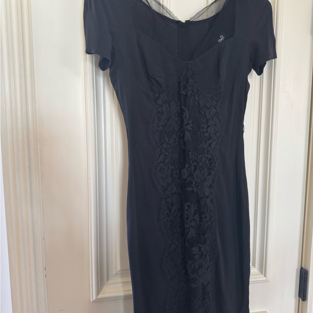 Elegant Black Lace Dress